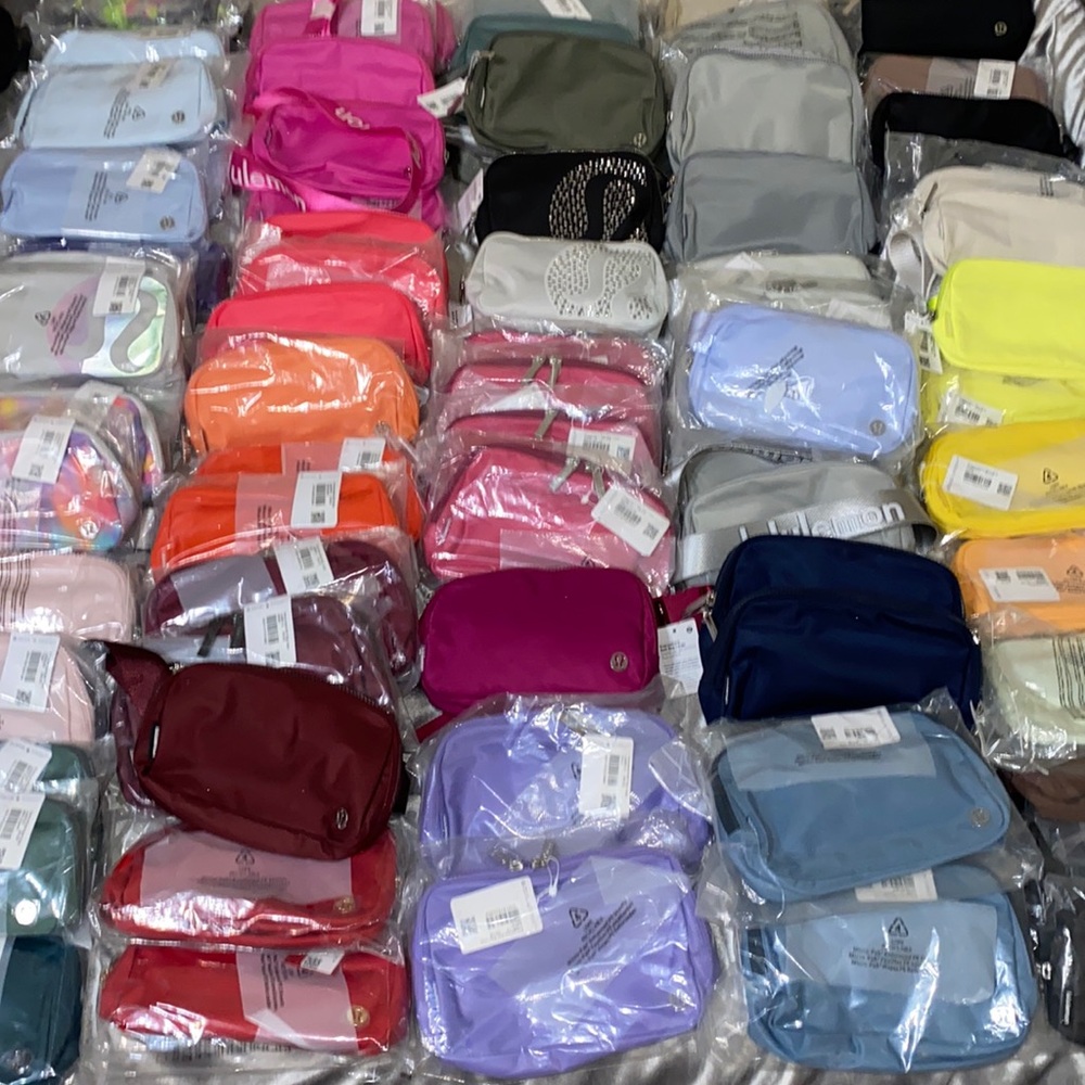 LULULEMON EVERYWHERE BELT BAG SALE